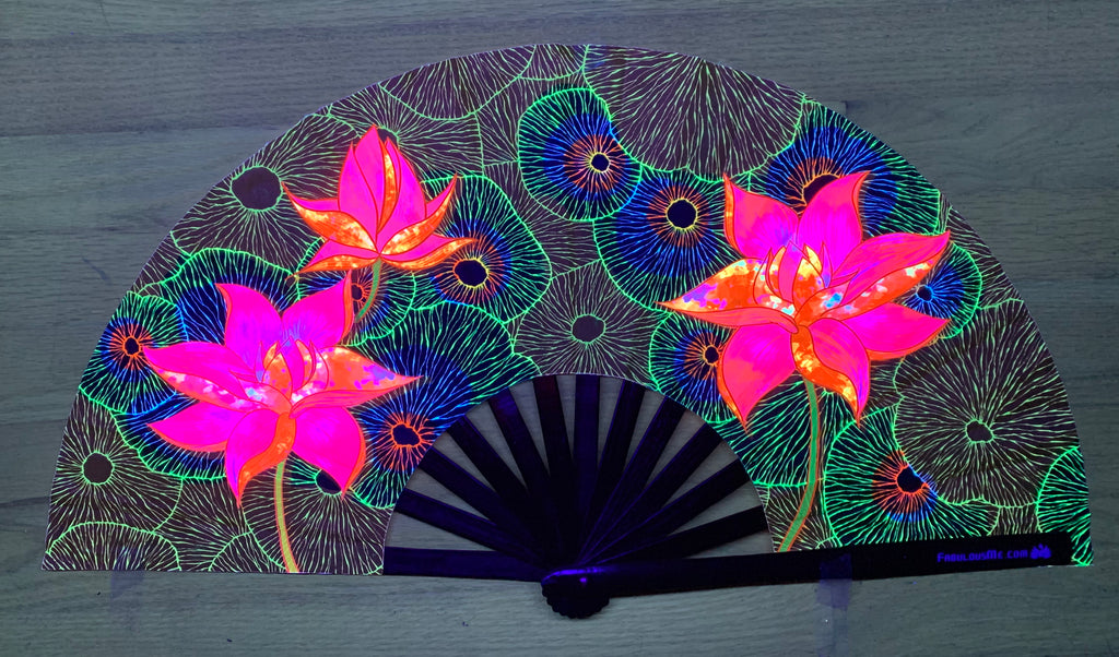 Lotus Fan (UV Glow) | FabulousMe
